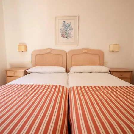 Holiday home 2 *